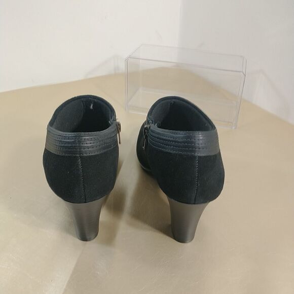 Clarks Black Ankle Boots - Picture 5 of 10